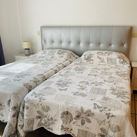 Res Benimar Appartement Costa Adeje  Buitenkant foto