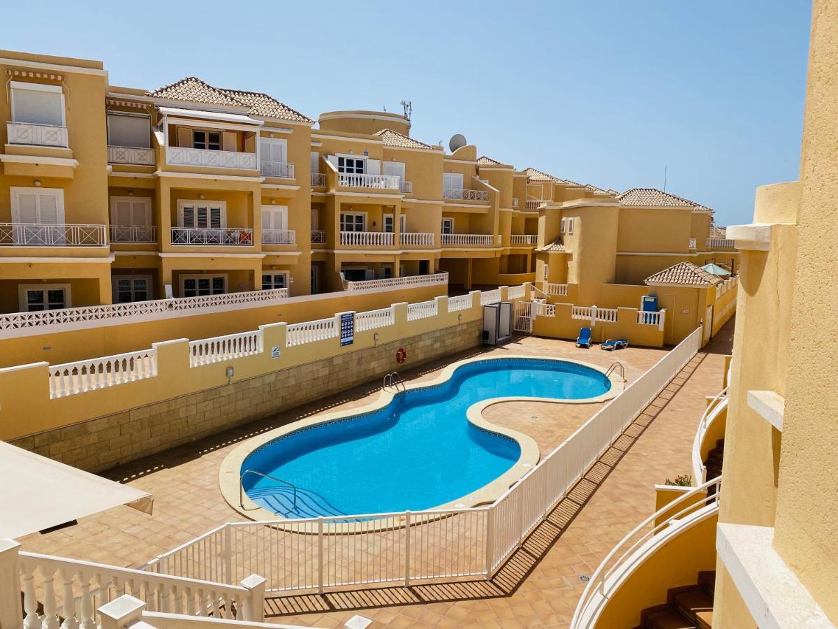 Res Benimar Appartement Costa Adeje  Buitenkant foto
